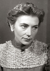 Krása ji neproslavila