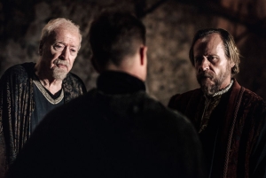 Michael Cane a Karel Roden jako Václav IV.