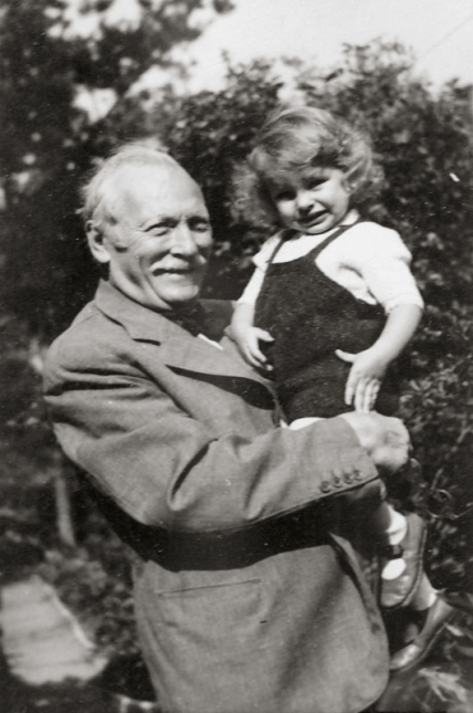 Oldřich Blažíček s vnučkou Naděždou