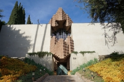 Mezi přírodou a člověkem: Po stopách organické architektury 