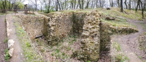 Torzo druhé hradní brány