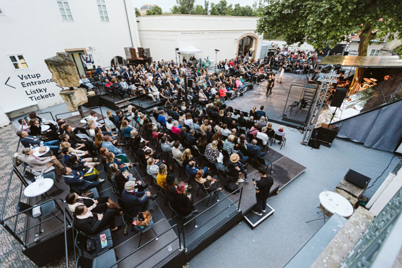 Letní scéna Musea Kampa 