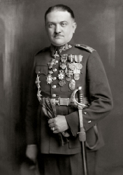 Popravili nám premiéra