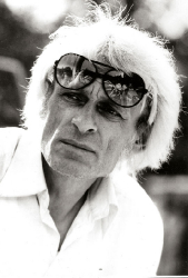 Fotil lidi, hutě a přírodu