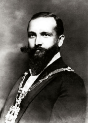 Mistr přesnosti a železobetonu