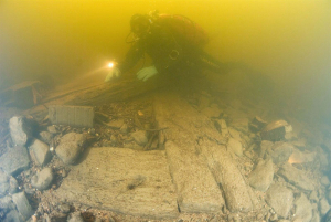 Torzo dřevěného základového roštu