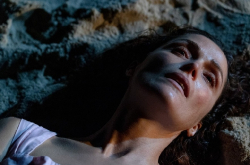 Kdybych měla nohy, tak ti nakopu