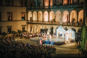 Opera na zámku