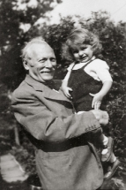 Oldřich Blažíček s vnučkou Naděždou